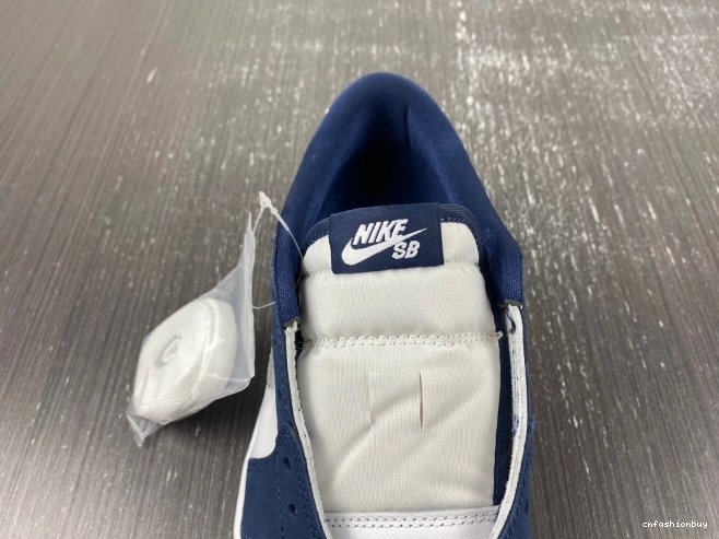 Low Midnight Jordan SB 1 CJ7891-400 Navy 0721
